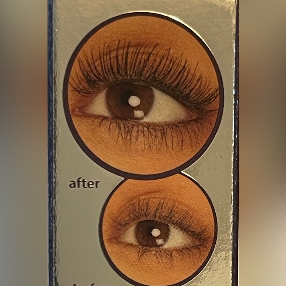 TARTE Lights, Camera, Lashes Volumizing Platinum Mascara in Black - Picture 8 of 10